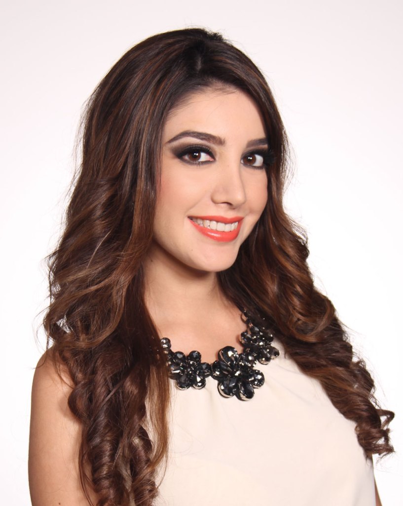 7.--Mizarahi Shober Medrano.